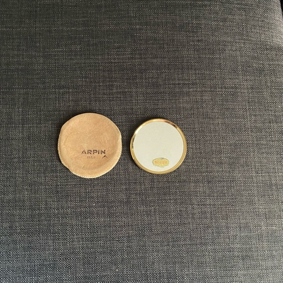 Vintage Imported Purse/Pocket Mirror - Picture 3 of 4